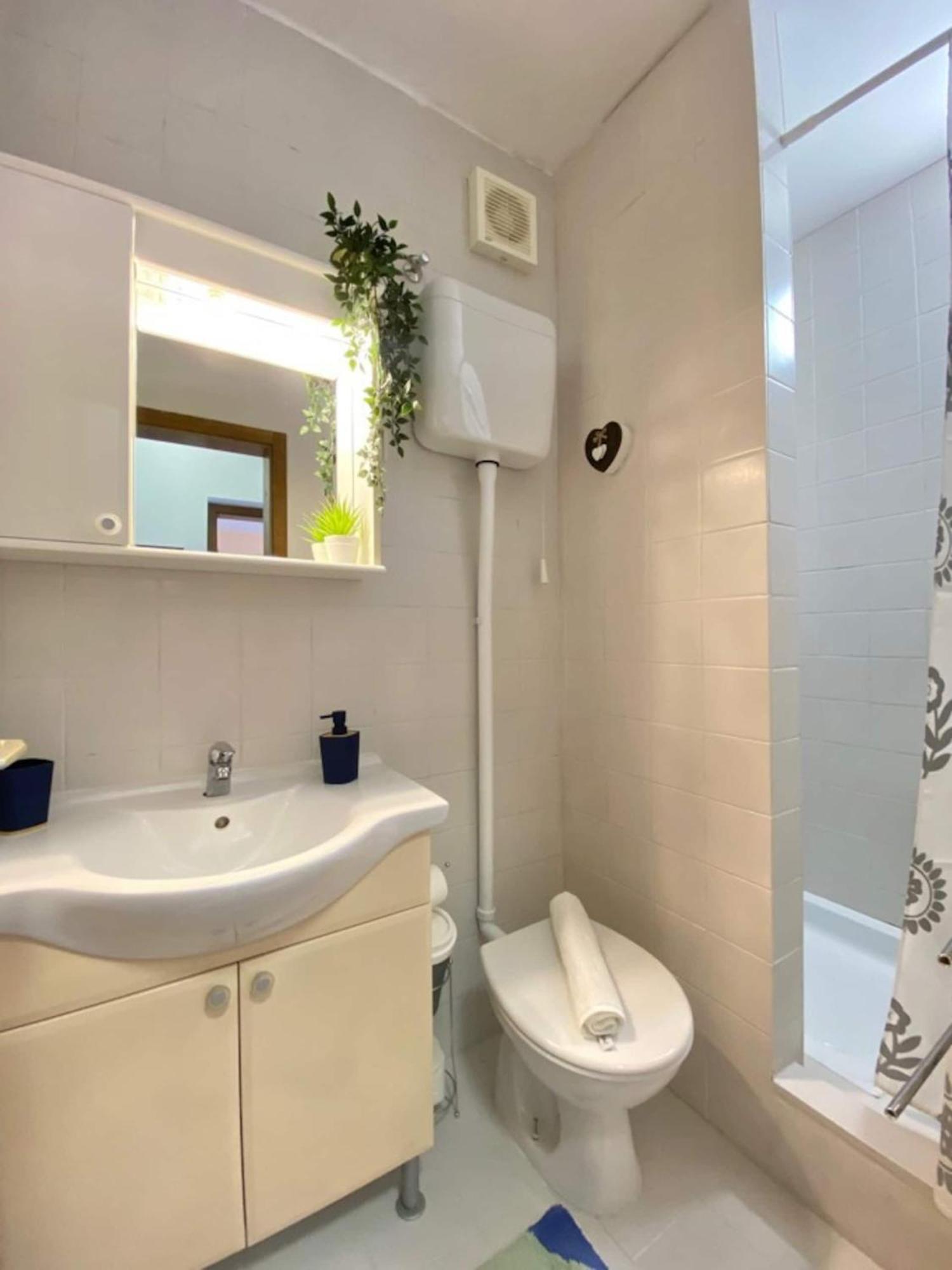 Apartments Xenia Krk Đảo Krk Ngoại thất bức ảnh