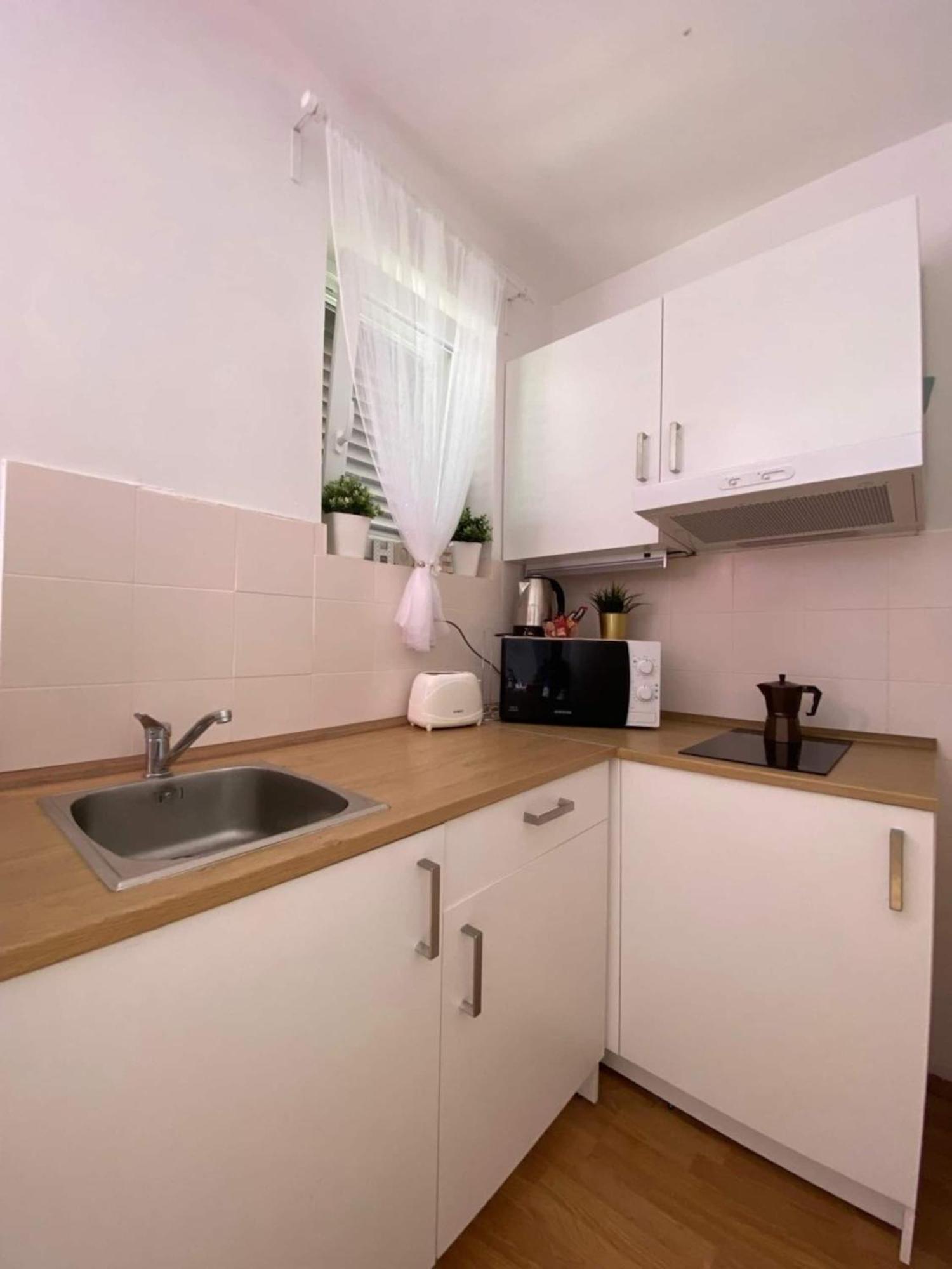 Apartments Xenia Krk Đảo Krk Ngoại thất bức ảnh